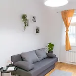 Cozy Retreat By Wenceslas Square