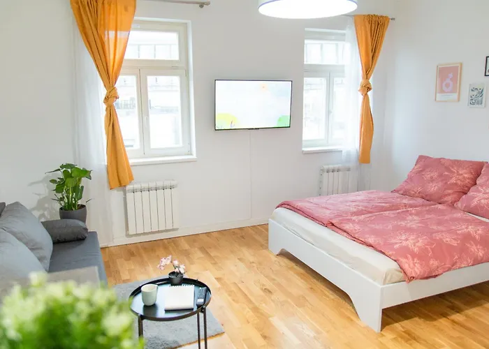 Cozy Retreat By Wenceslas Square * Прага